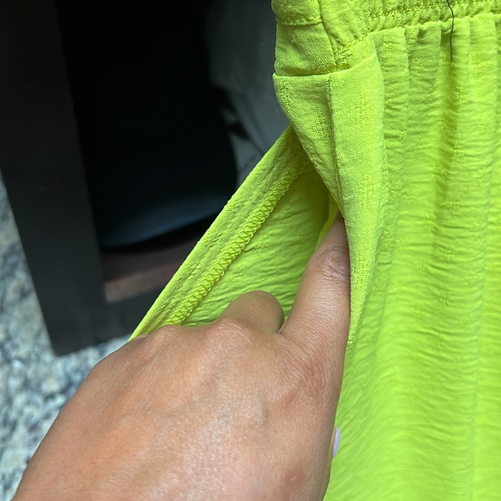 NWOT Stretchy Casual Pant - Picture 3 of 3